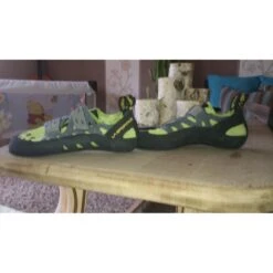 La Sportiva Tarantula - Climbing Shoes 21 La Sportiva Tarantula - Climbing Shoes -Outdoor Mountaineering Equipment Shop la sportiva tarantula kletterschuhe e77715d7641512255c7704fa9184dc00 1