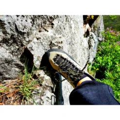 La Sportiva TC Pro - Climbing Shoes -Outdoor Mountaineering Equipment Shop la sportiva tc pro climbing shoes 1857e12bb362b884bfe7e15755660713 1