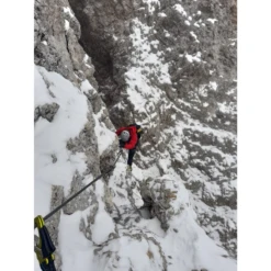 Petzl Meteor Helmet - Climbing Helmet -Outdoor Mountaineering Equipment Shop petzl meteor helmet kletterhelm 811e1816c9ae414e939d5513c37a96f1 1