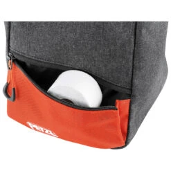 Petzl Sakab - Chalk Bag -Outdoor Mountaineering Equipment Shop petzl sakab chalk bag detail 5