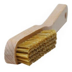 Big Brushy Deluxe - Bouldering Brush -Outdoor Mountaineering Equipment Shop wataaah big brushy deluxe bouldering brush detail 4