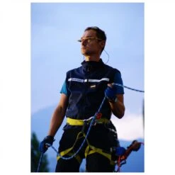 YY Vertical Classic - Belay Glasses -Outdoor Mountaineering Equipment Shop yy vertical classic belay glasses detail 4